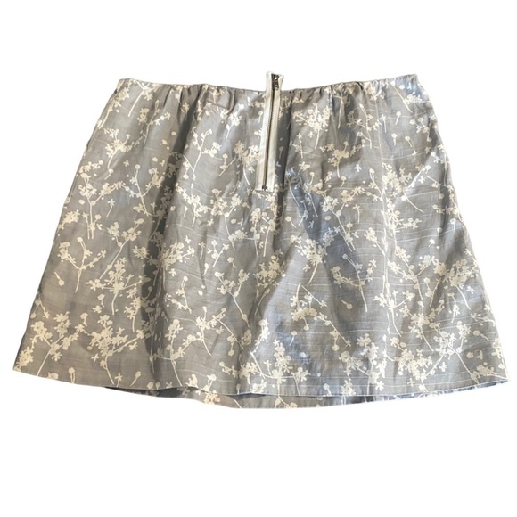 Ann Taylor Gray and white Floral skirt - Picture 2 of 7